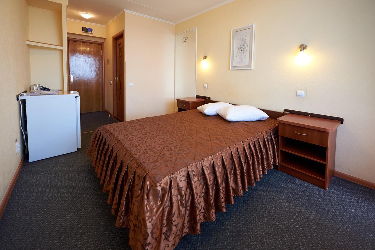 Hotel Rassvet Dnipro Exterior foto